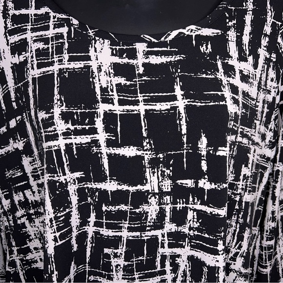 Small Rafaella Black White Print Blouse Top Stretch Asymmetrical Abstract Print - Picture 7 of 12